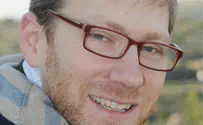 Avi Zimmerman takes Ariel's case to the world