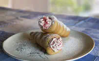  Strawberry Cream Donut Cones