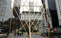 החנוכיה הגדולה בעולם הוקמה בלב מנהטן
