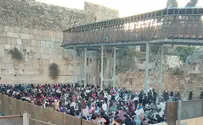 Hundreds rally against 'Women of the Wall' in Jerusalem