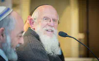 'Ditch picture of Baruch Goldstein - or run alone in election'