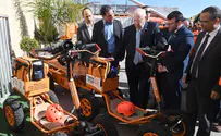 President visits United Hatzalah logistics center, Beit Shemesh