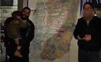 Tent near Netanyahu's home: Build in the entire Land of Israel