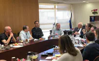 יו"ר ועדת הבחירות נפגש עם היועמ"ש