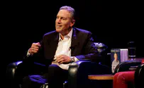 Former Starbucks CEO drops independent presidential bid
