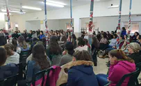צילום: דוברות חברותיה של אורי ז"ל התכנסו באולפנה