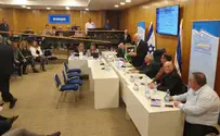 פעילי "יש עתיד" כבר עומדים בתור