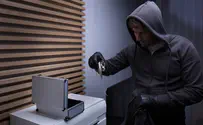 Tens of thousands of shekels in jewelry stolen in Tel Aviv