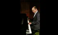 Watch: Minister Naftali Bennett plays the piano