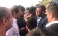Hazan accosts Feiglin on Tel Aviv beach