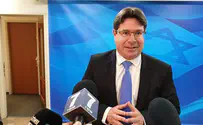 אקוניס עוקץ: תהיה רוטציה באופוזיציה?