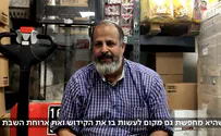 האיש שמארגן ארוחות חג לנזקקים