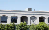 Man shot in Poway attack sues synagogue for lax security