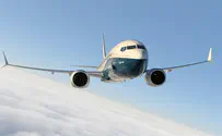 Смотрим: Boeing-767 летит с горящим двигателем