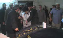 "שמע ישראל" בקבר יוסף