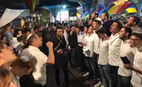"מרגש לחגוג עם אלפי יהודים בירושלים"