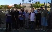בית עלי שיח נפתח ברחלים
