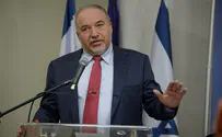 Либерман: «Нетаньяху и Амир Перец договорились»