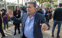 Peretz skips victory celebration