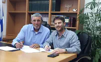 סערת הפרס לרב גינזבורג לא נרגעת