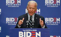 Biden tells teleprompter operator: 'Move it up here'