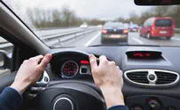 תיעוד: רכב צבאי נגנב בכפר פלסטיני