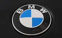 קיבל BMW במתנה- וזרק אותה לנהר