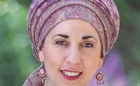 "לא רוצה כסף. זו מתנה לכל בת מצווה"