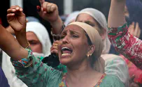 Reuters Pakistan marks independence as Kashmir tensions simmer