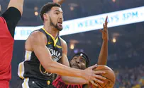Reuters NBA star hosts basketball clinic for Orthodox and Muslim kids