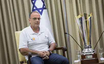 מאמן העתודה עוזב בשיא