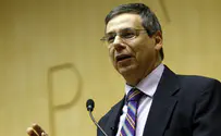 'ליברמן יתיש את גנץ ונתניהו'