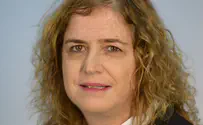 עמית סגל לרזי ברקאי: ''ציוץ דבילי''
