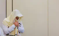 The narrow bridge between the High Holy Days