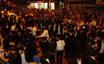 צפו: שמחת בית השואבה בברוקלין
