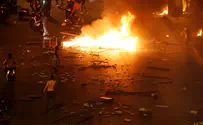 Lebanese Christian party quits government amid protests