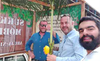סוכות - מאפריקה ועד סין