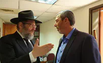 הרב פרץ ביקר בחב"ד: דלתי פתוחה