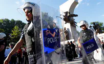 Turkish President Erdoğan threatens to let refugees into Europe