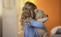 Кукла-акула спасла жизнь своей маленькой хозяйки