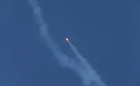 Iran unveils new ballistic missile