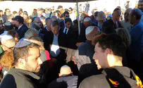 נפרדים מגאולה כהן בשירת המנון לח"י