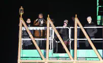 "על החושך בעולם - נוסיף הרבה אור"