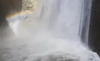 רמקולים חובה: זרימת מים במפל התנור