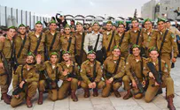 לוחמי הנח''ל הושבעו בכותל 