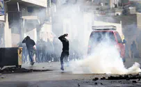 Terrorist who hurled firebomb at soldier arrested
