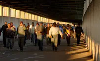 Palestinian Arab laborers back working in Israel as virus slows