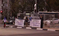 עשרות פעילי "מטה 61" פשטו על בת ים