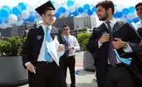 Kneeling for Hatikva:  What if Jews kneeled during Islamic speeches?