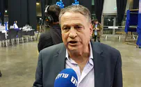 "לקדם צערי ריבונות בתקופת המעבר"